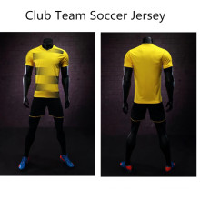 New Soccer Wear/Uniform Wholesale Football Training Club Team Uniforms Set For Men World Cup Soccer Dry Fit Jersey